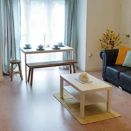 Apartment Sun Gardens Serviced