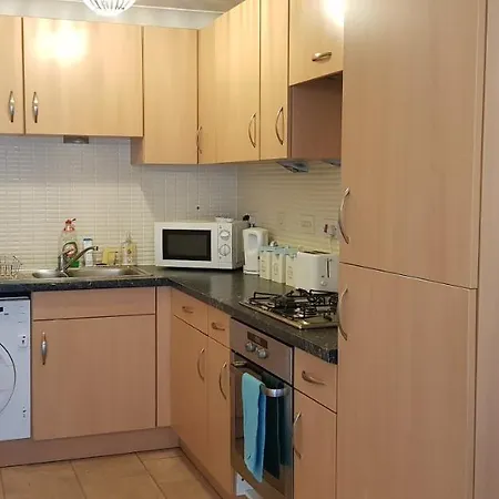 Sun Gardens Serviced Apartament *